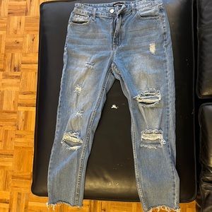 Pretty Little Thing Ripped Jeans